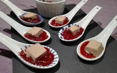 Cucharitas de foie con mermelada de pimiento rojo